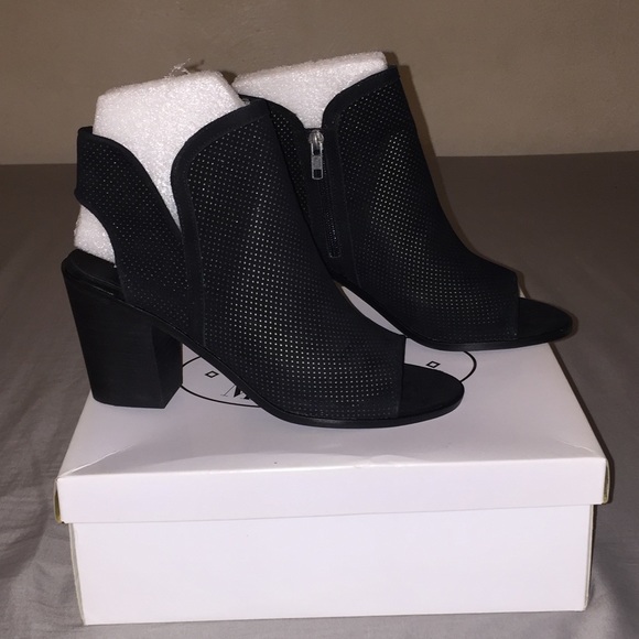 Steve Madden - Picture 3 of 6